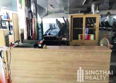 For RENT : Office Onnut / 3 Bedroom / 3 Bathrooms / 451 sqm / 70000 THB [7185542]