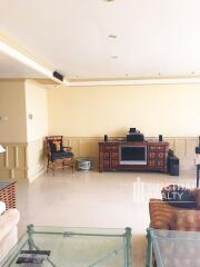 For RENT : Somkid Gardens / 3 Bedroom / 3 Bathrooms / 212 sqm / 70000 THB [7237804]