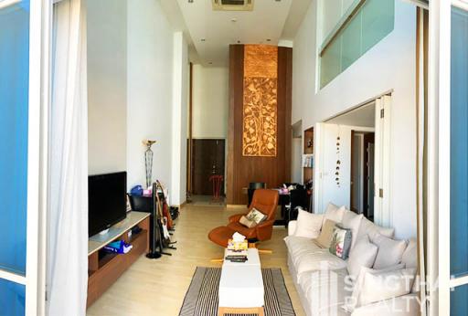 For RENT : The Rajdamri / 2 Bedroom / 2 Bathrooms / 121 sqm / 70000 THB [7334095]