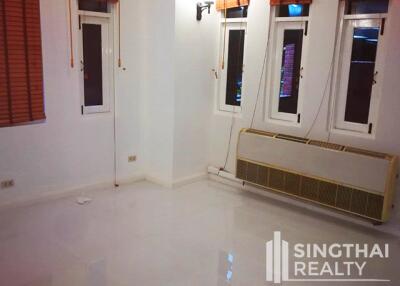 For RENT : Townhouse Thonglor / 3 Bedroom / 3 Bathrooms / 351 sqm / 70000 THB [7443429]