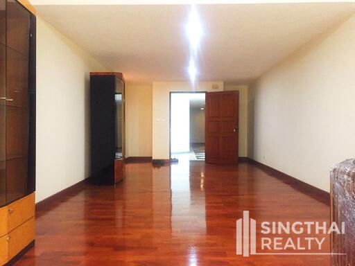 For RENT : Sathorn Park Place / 2 Bedroom / 2 Bathrooms / 237 sqm / 70000 THB [7466603]