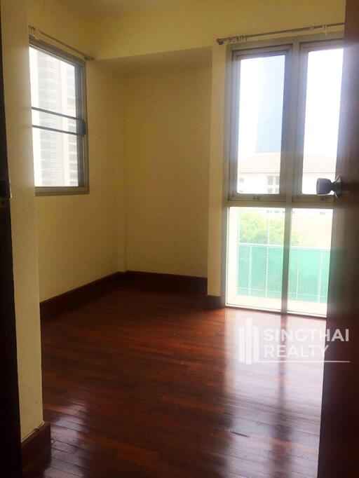 For RENT : Sathorn Park Place / 2 Bedroom / 2 Bathrooms / 237 sqm / 70000 THB [7466603]