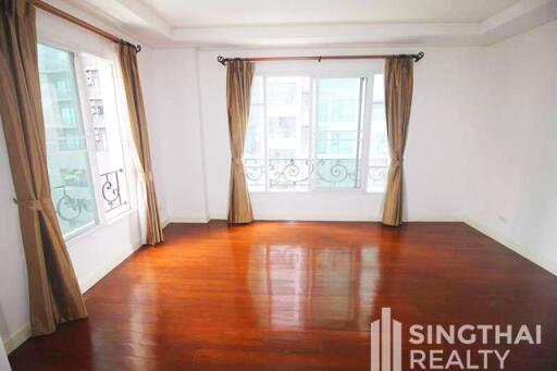 For RENT : La Vie En Rose Place / 3 Bedroom / 3 Bathrooms / 183 sqm / 70000 THB [7574380]