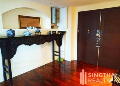 For RENT : Urbana Langsuan / 3 Bedroom / 3 Bathrooms / 171 sqm / 70000 THB [8149152]