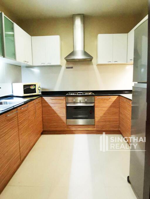 For RENT : Piyathip Place / 2 Bedroom / 2 Bathrooms / 153 sqm / 70000 THB [8371432]