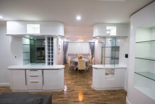 For RENT : President Park Sukhumvit 24 / 3 Bedroom / 3 Bathrooms / 251 sqm / 70000 THB [8396062]