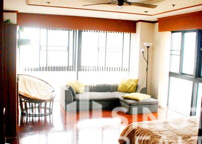 For RENT : Kiarti Thanee City Mansion / 4 Bedroom / 3 Bathrooms / 271 sqm / 70000 THB [8417945]