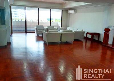 For RENT : Shiva Tower / 3 Bedroom / 3 Bathrooms / 351 sqm / 70000 THB [8508171]