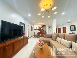 For RENT : House Ekkamai / 4 Bedroom / 5 Bathrooms / 451 sqm / 70000 THB [8676717]