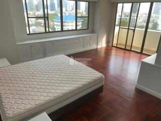 For RENT : Charan Tower / 3 Bedroom / 3 Bathrooms / 290 sqm / 70000 THB [9700960]