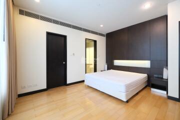 For RENT : The Park Chidlom / 2 Bedroom / 2 Bathrooms / 143 sqm / 70000 THB [9985446]