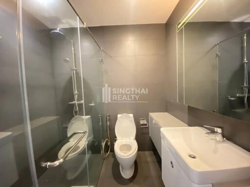 For RENT : Noble Ploenchit / 2 Bedroom / 2 Bathrooms / 75 sqm / 70000 THB [10036812]