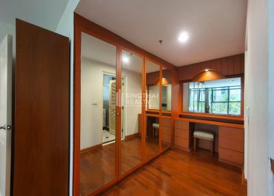 For RENT : New House / 2 Bedroom / 2 Bathrooms / 158 sqm / 70000 THB [R10077]