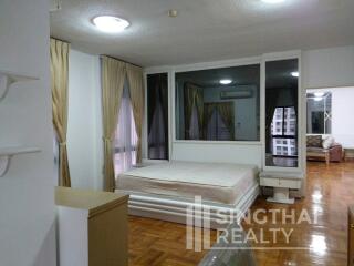 For RENT : Vanicha Park Langsuan / 3 Bedroom / 2 Bathrooms / 250 sqm / 70000 THB [5665895]