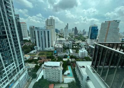 For RENT : Fullerton Sukhumvit / 2 Bedroom / 2 Bathrooms / 96 sqm / 78000 THB [10265099]