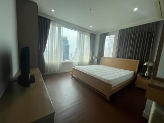 For RENT : Siri Residence / 2 Bedroom / 2 Bathrooms / 110 sqm / 70000 THB [R11028]