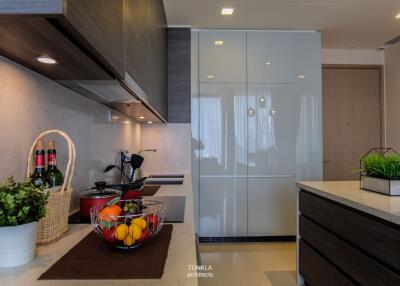For RENT : The ESSE Asoke / 2 Bedroom / 2 Bathrooms / 75 sqm / 70000 THB [10604976]