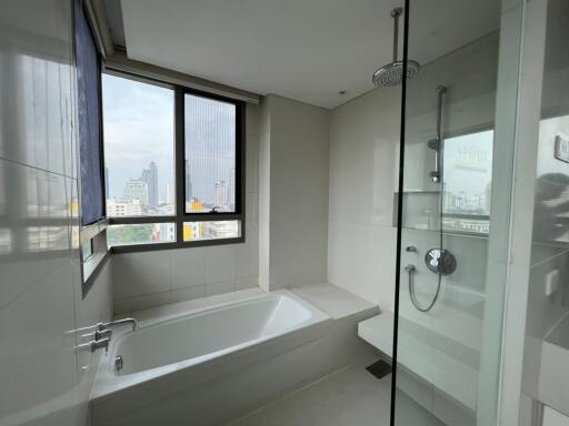 For RENT : Aequa Sukhumvit 49 / 2 Bedroom / 2 Bathrooms / 96 sqm / 70000 THB [10648318]