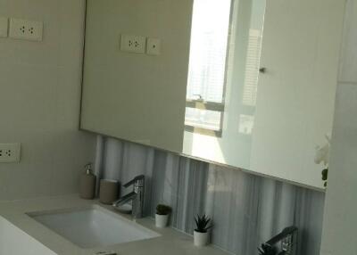 For RENT : Aequa Sukhumvit 49 / 2 Bedroom / 2 Bathrooms / 92 sqm / 70000 THB [10724078]