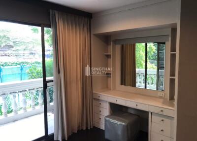 For RENT : K.P. Villa / 3 Bedroom / 2 Bathrooms / 200 sqm / 72000 THB [R10386]