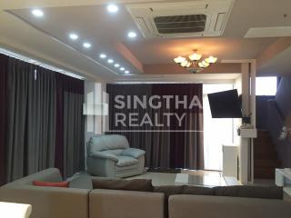 For RENT : The Prestige 49 / 3 Bedroom / 3 Bathrooms / 179 sqm / 75000 THB [2898527]