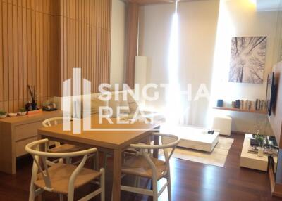 For RENT : Quattro by Sansiri / 2 Bedroom / 2 Bathrooms / 91 sqm / 75000 THB [4019009]