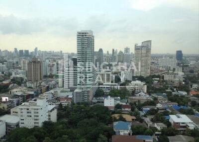 For RENT : Quattro by Sansiri / 2 Bedroom / 2 Bathrooms / 75 sqm / 75000 THB [4635311]