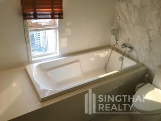 For RENT : HQ by Sansiri / 2 Bedroom / 2 Bathrooms / 76 sqm / 75000 THB [4956998]