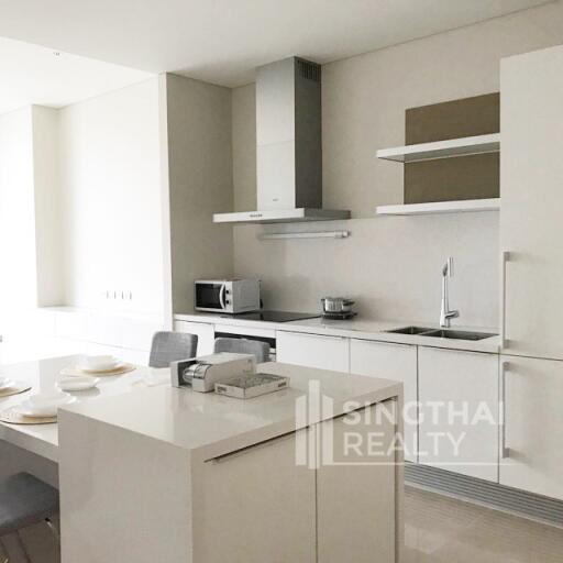 For RENT : Sindhorn Residence / 1 Bedroom / 1 Bathrooms / 74 sqm / 75000 THB [5163386]