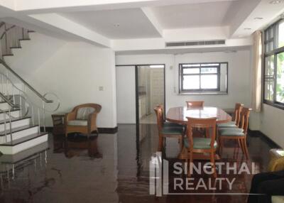 For RENT : House Phromphong / 3 Bedroom / 3 Bathrooms / 281 sqm / 75000 THB [5403266]