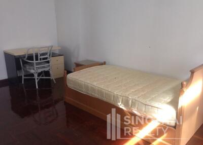 For RENT : House Phromphong / 3 Bedroom / 3 Bathrooms / 281 sqm / 75000 THB [5403266]