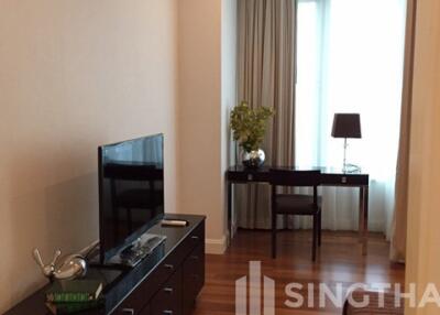 For RENT : Q Langsuan / 2 Bedroom / 2 Bathrooms / 99 sqm / 75000 THB [5502752]