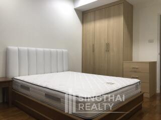 For RENT : Baan Siri 24 / 3 Bedroom / 3 Bathrooms / 147 sqm / 75000 THB [5721971]