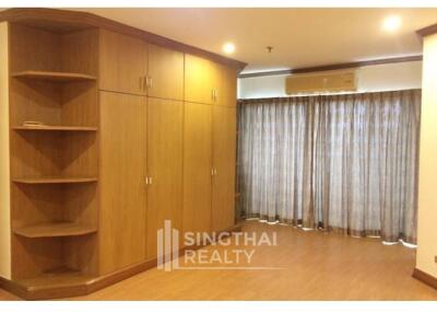 For RENT : Fifty Fifth Tower / 3 Bedroom / 3 Bathrooms / 171 sqm / 75000 THB [6200663]