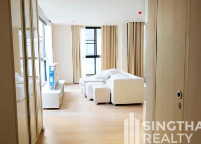 For RENT : LIV@49 / 3 Bedroom / 3 Bathrooms / 96 sqm / 75000 THB [6359233]