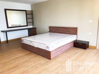 For RENT : Cross Creek / 3 Bedroom / 3 Bathrooms / 181 sqm / 75000 THB [6431163]