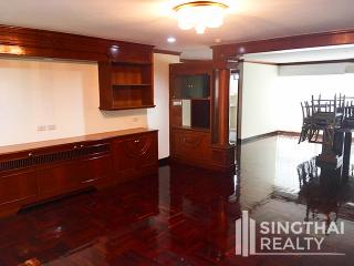 For RENT : Rishi Court / 3 Bedroom / 3 Bathrooms / 301 sqm / 75000 THB [6429150]