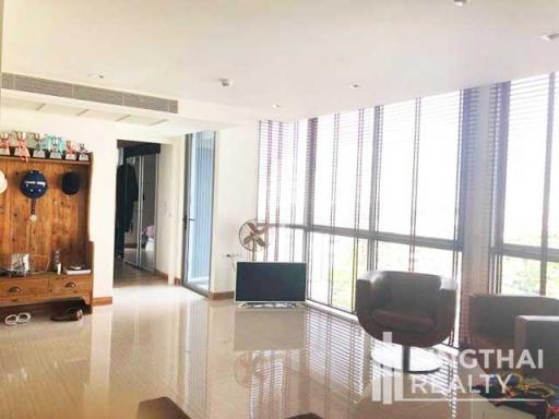 For RENT : Downtown Forty Nine / 3 Bedroom / 3 Bathrooms / 134 sqm / 75000 THB [6606625]