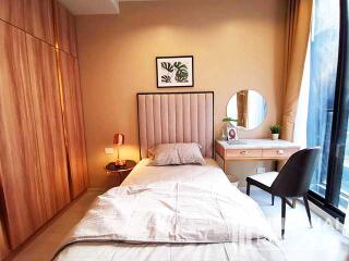 For RENT : Noble Ploenchit / 2 Bedroom / 2 Bathrooms / 78 sqm / 75000 THB [6596156]