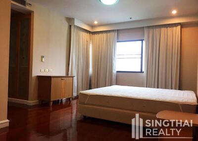 For RENT : S.R. Place / 3 Bedroom / 4 Bathrooms / 301 sqm / 75000 THB [7169033]