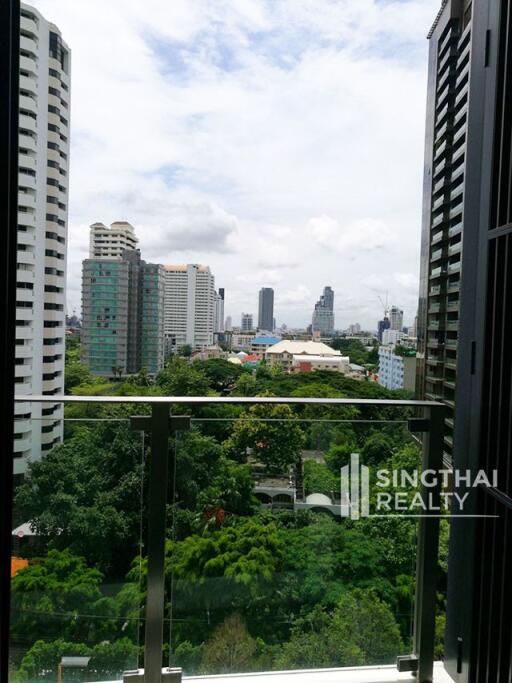 For RENT : The Diplomat 39 / 2 Bedroom / 2 Bathrooms / 77 sqm / 75000 THB [7201419]