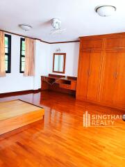 For RENT : House Ekkamai / 4 Bedroom / 4 Bathrooms / 351 sqm / 75000 THB [7292046]