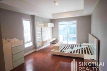 For RENT : La Vie En Rose Place / 3 Bedroom / 3 Bathrooms / 183 sqm / 75000 THB [7574345]