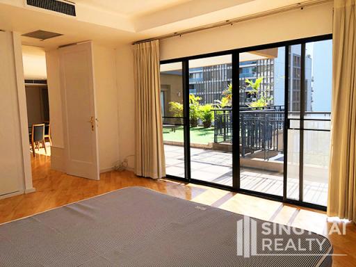 For RENT : TBI Tower / 3 Bedroom / 3 Bathrooms / 276 sqm / 75000 THB [7992811]