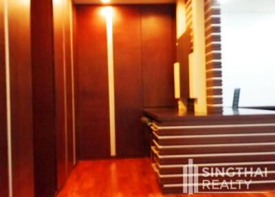 For RENT : Avenue 61 / 3 Bedroom / 3 Bathrooms / 201 sqm / 75000 THB [7994730]