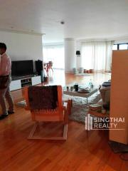For RENT : TBI Tower / 3 Bedroom / 3 Bathrooms / 401 sqm / 75000 THB [8029893]