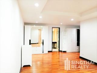 For RENT : Avenue 61 / 3 Bedroom / 3 Bathrooms / 201 sqm / 75000 THB [8363996]