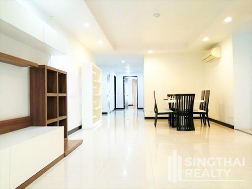 For RENT : Avenue 61 / 3 Bedroom / 3 Bathrooms / 201 sqm / 75000 THB [8363996]