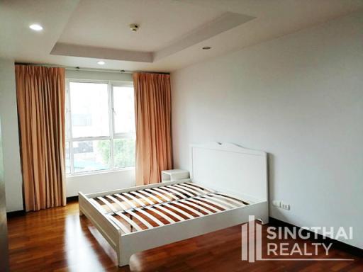 For RENT : Avenue 61 / 3 Bedroom / 3 Bathrooms / 201 sqm / 75000 THB [8363996]