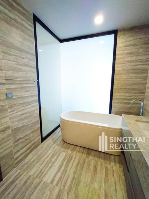 For RENT : Celes Asoke / 2 Bedroom / 2 Bathrooms / 87 sqm / 75000 THB [8403254]